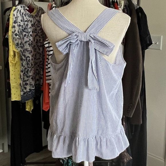 C Blue and White Striped Bow Back Top with Ruffle Hemline Size XL - Picture 3 of 7